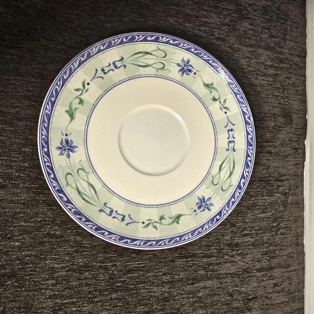 Mikasa Maxima Quincy CK105 Saucer Plate‎ Blue Floral Fine China Japan 6.5 inch